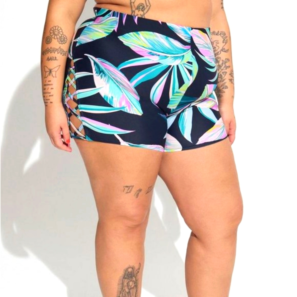 ❤NWT TORRID SIZE 0 SWIM SHORTS - HIGH-RISE STRAPPY FLORAL - POWER MESH CONTROL